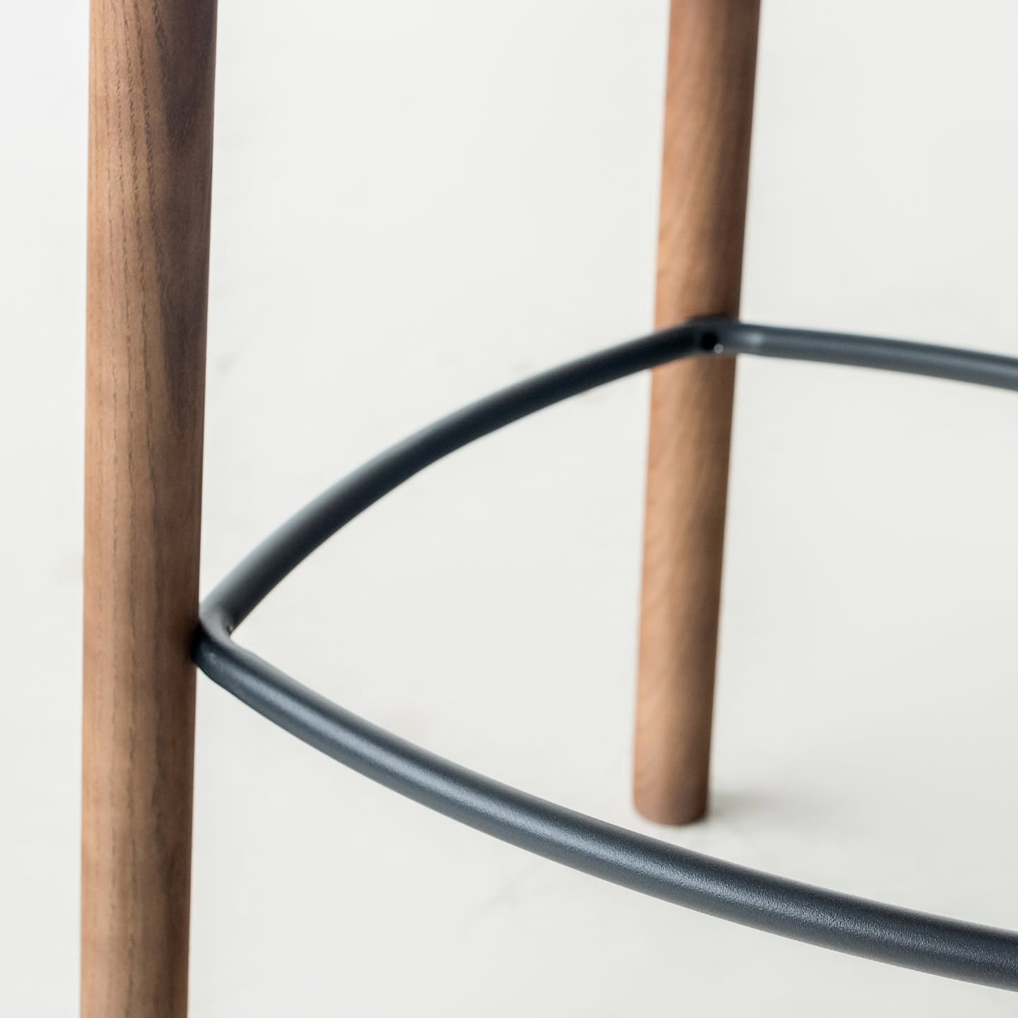 Detail view of the Nestul Qingshan High Bar Chair