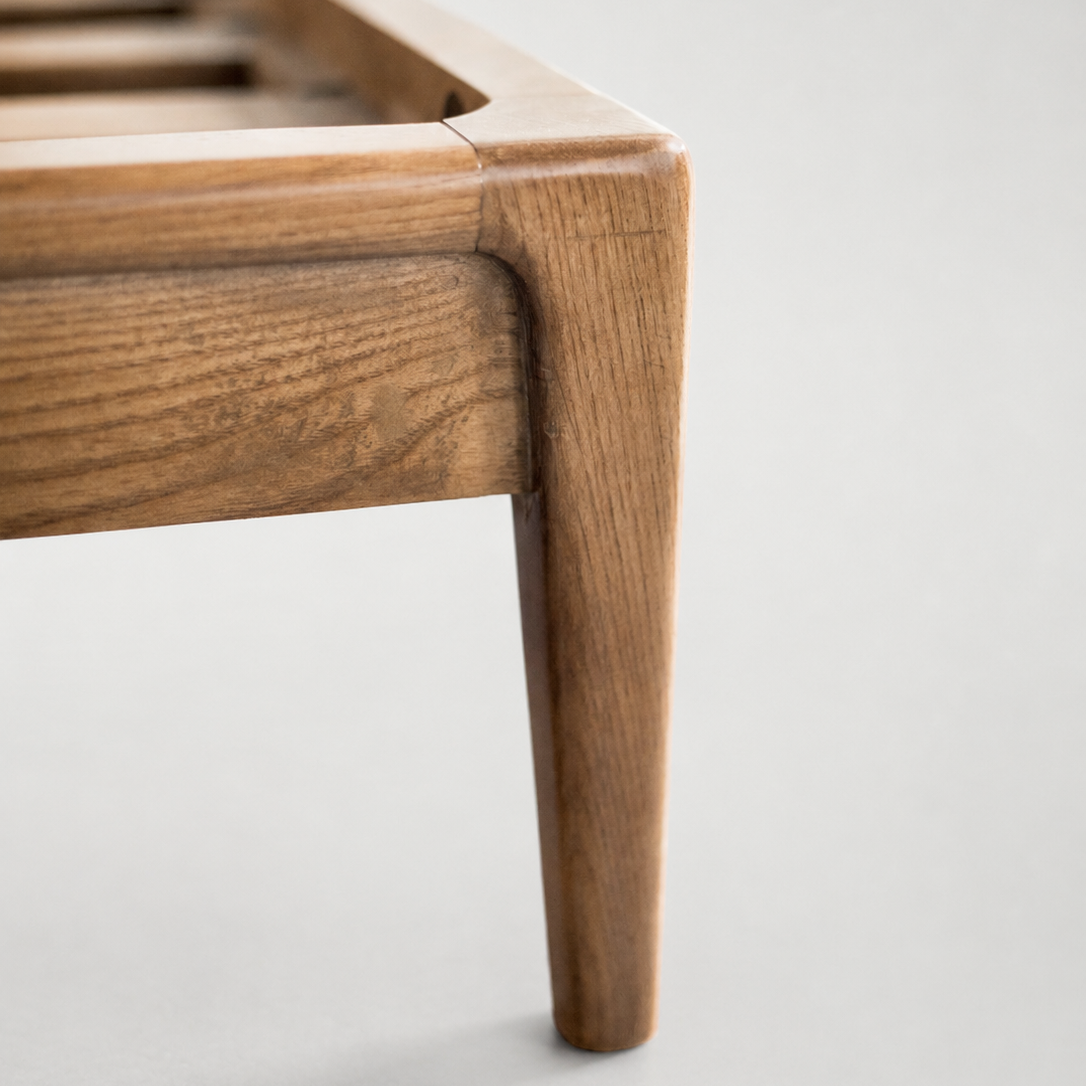 Rim King-Size Bed detail view