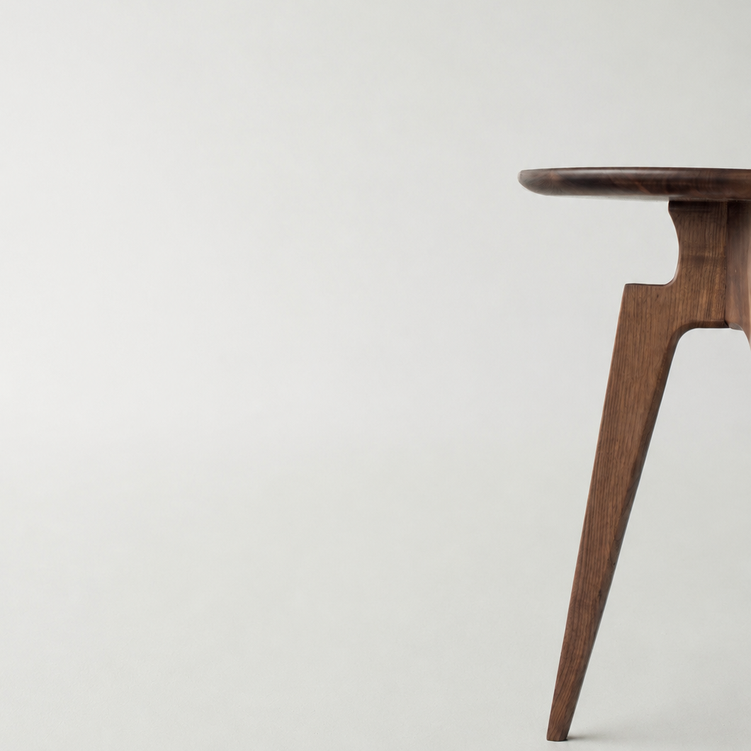 YunDing Side Table side view