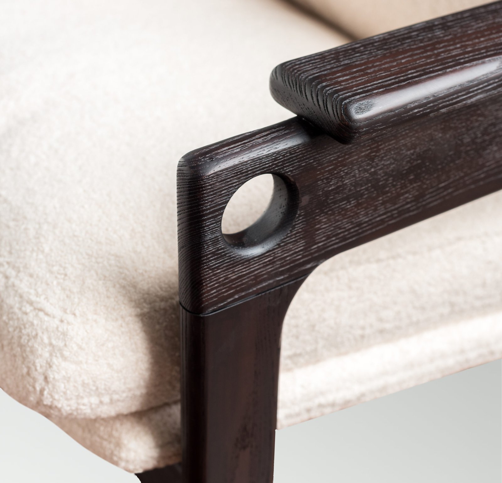 Yuanshan Leisure Armchair side view